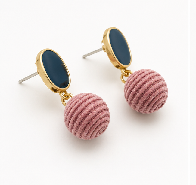 Hers Blush  earrings by WMWATCHME