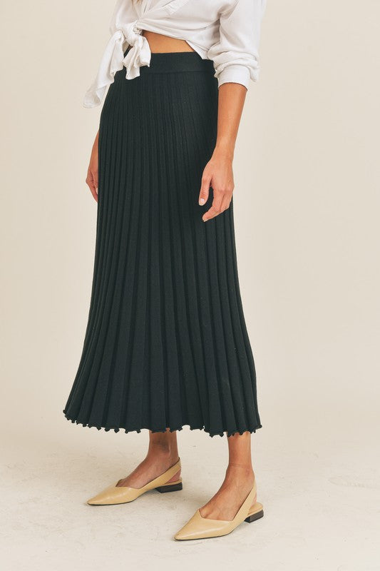 Black Knit Pleated Maxi Skirt | 8LACK Clothing