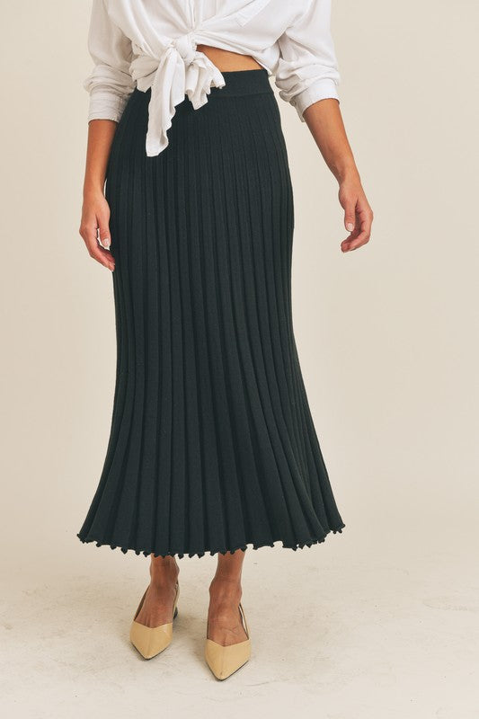Black Knit Pleated Maxi Skirt | 8LACK Clothing