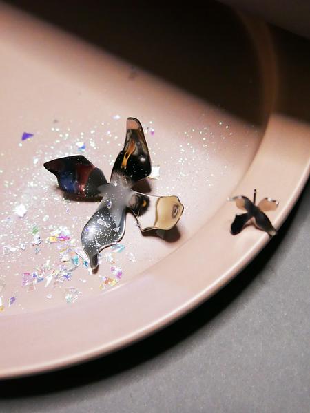 Tuberosa earrings by WMWATCHME - 8LACK OFFICIAL - earrings