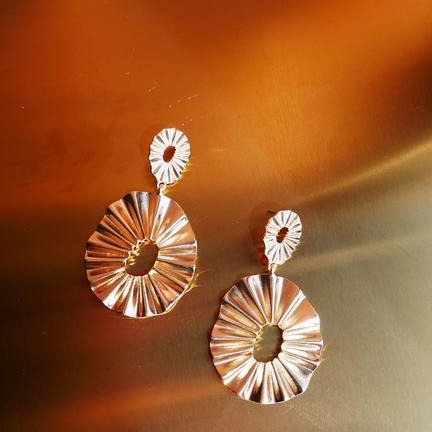 Claire earrings by WMWATCHME - 8LACK OFFICIAL